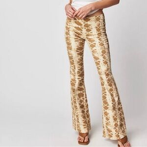 We the Free snake  Print Flare Pants NWT Sz 27